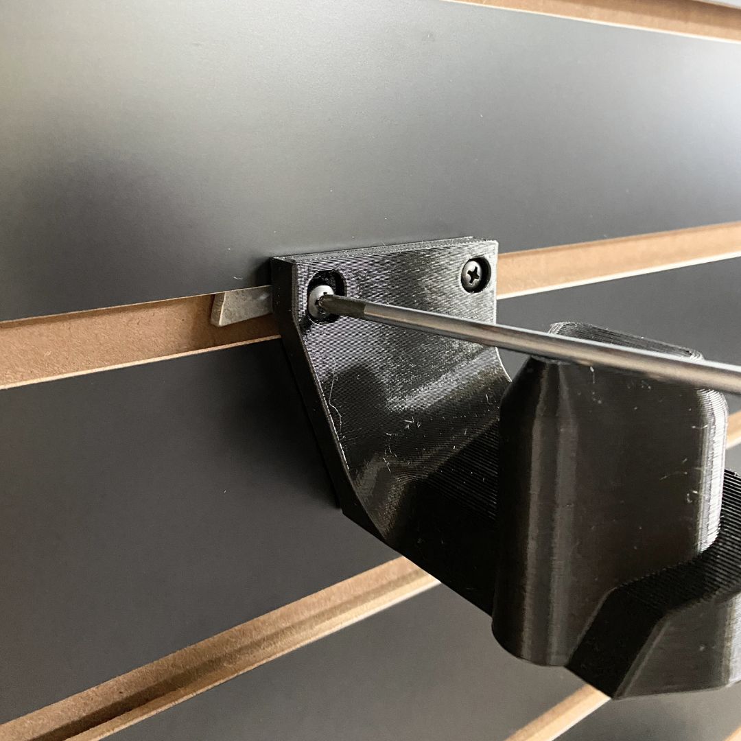 Slatwall Hardware